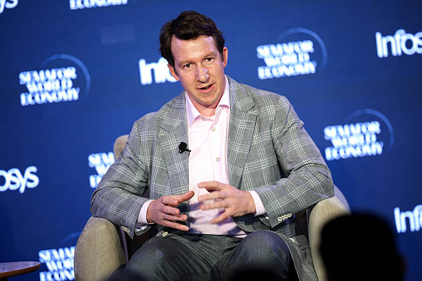 Anthropic Co-Founder Says ‘Kill Switch’ Should Be Required for AI